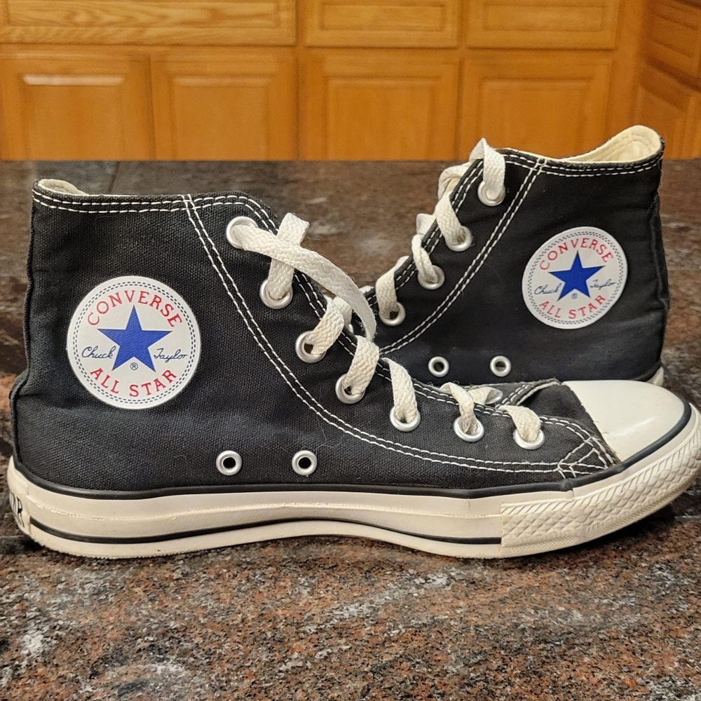 Converse Chuck Taylor All Star Black Hightop Shoes